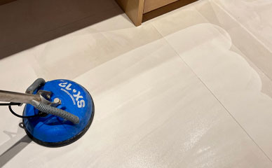 Home 20 tile grout cleaning with machine process image